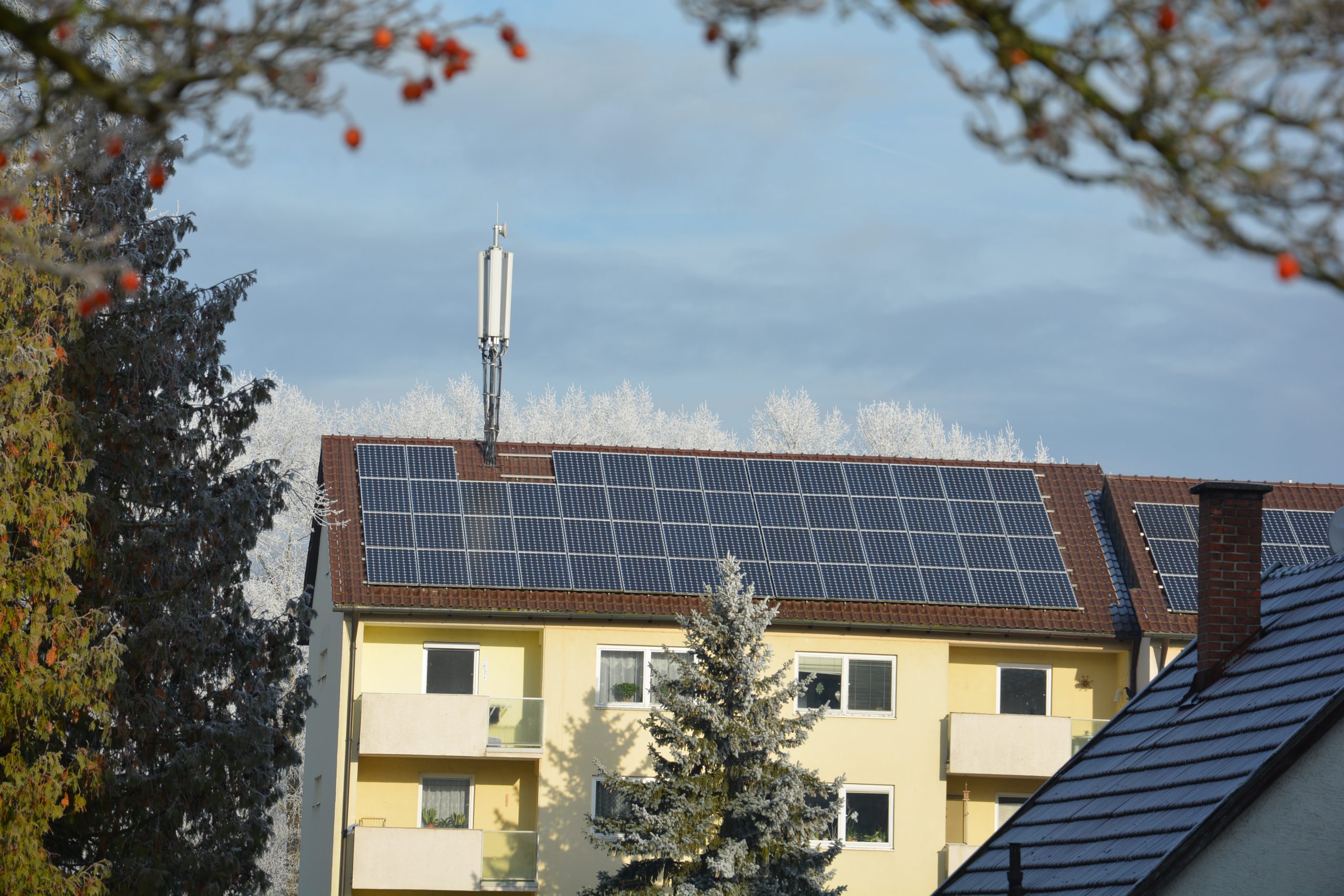 Neue Dachabstände bei Solaranlagen in Bayern