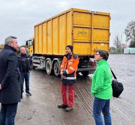 Finnische Delegation interessiert sich für den Bio-Beutel