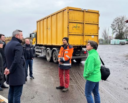 Finnische Delegation interessiert sich für den Bio-Beutel