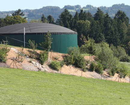 Fachgespräch in Hof informiert über „Biogas ist Gülleverwertung!”