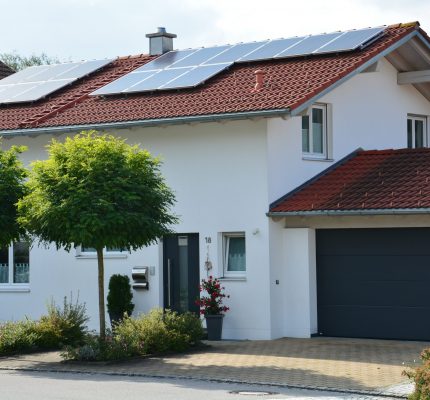 C.A.R.M.E.N.-WebSeminar informiert über Photovoltaik auf dem Eigenheim