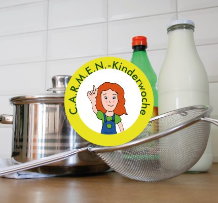 C.A.R.M.E.N.-Kinderwoche: DIY “Kunststoff aus Milch”