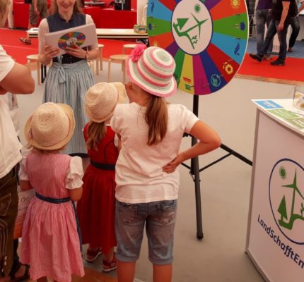 KoNaRo-Stand auf der Ostbayernschau