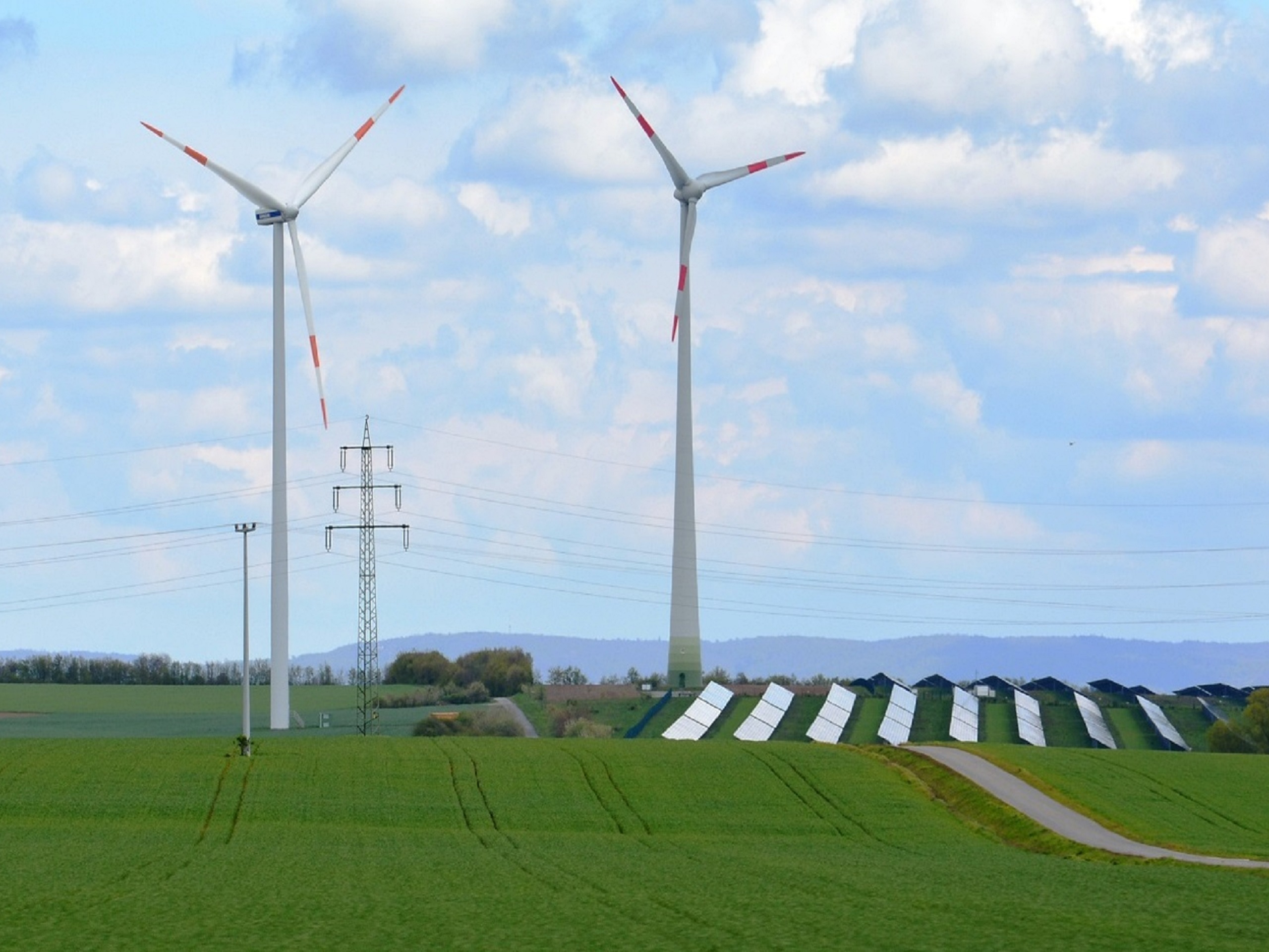 C.A.R.M.E.N.-WebSeminare zu Freiflächen-Photovoltaik und Windenergie