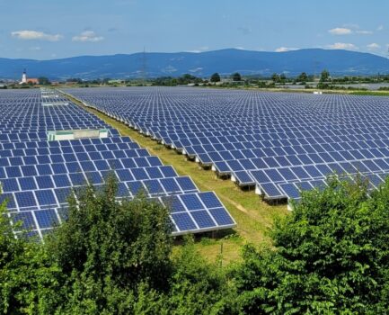 Bau- und Genehmigungsrecht von Freiflächen-PV-Anlagen in Bayern