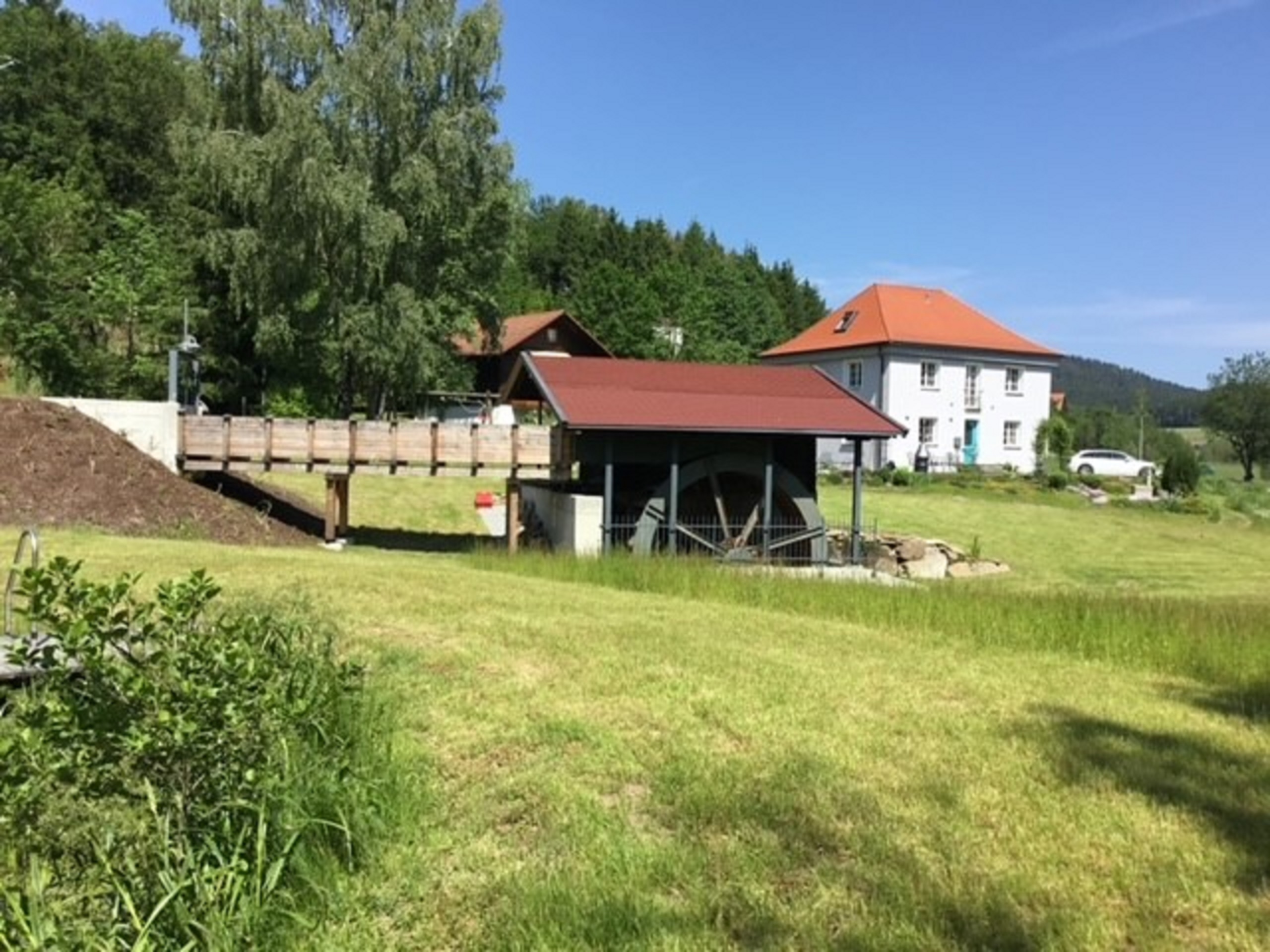 Eine Artikelreihe zur Vorstellung eines Vorzeige-Energieprojekts im Eigenheim: Wasserkraft