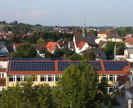 Energy Sharing  – Neue Möglichkeiten zum „Teilen“ von Strom über das öffentliche Netz?