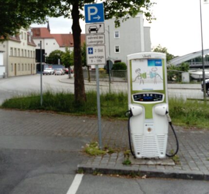 Neuer Förderaufruf: Ladeinfrastruktur für Elektrofahrzeuge in Bayern 2.0