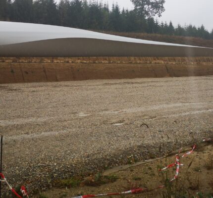 Mikroplastikabrieb an Rotorblättern von Windkraftanlagen