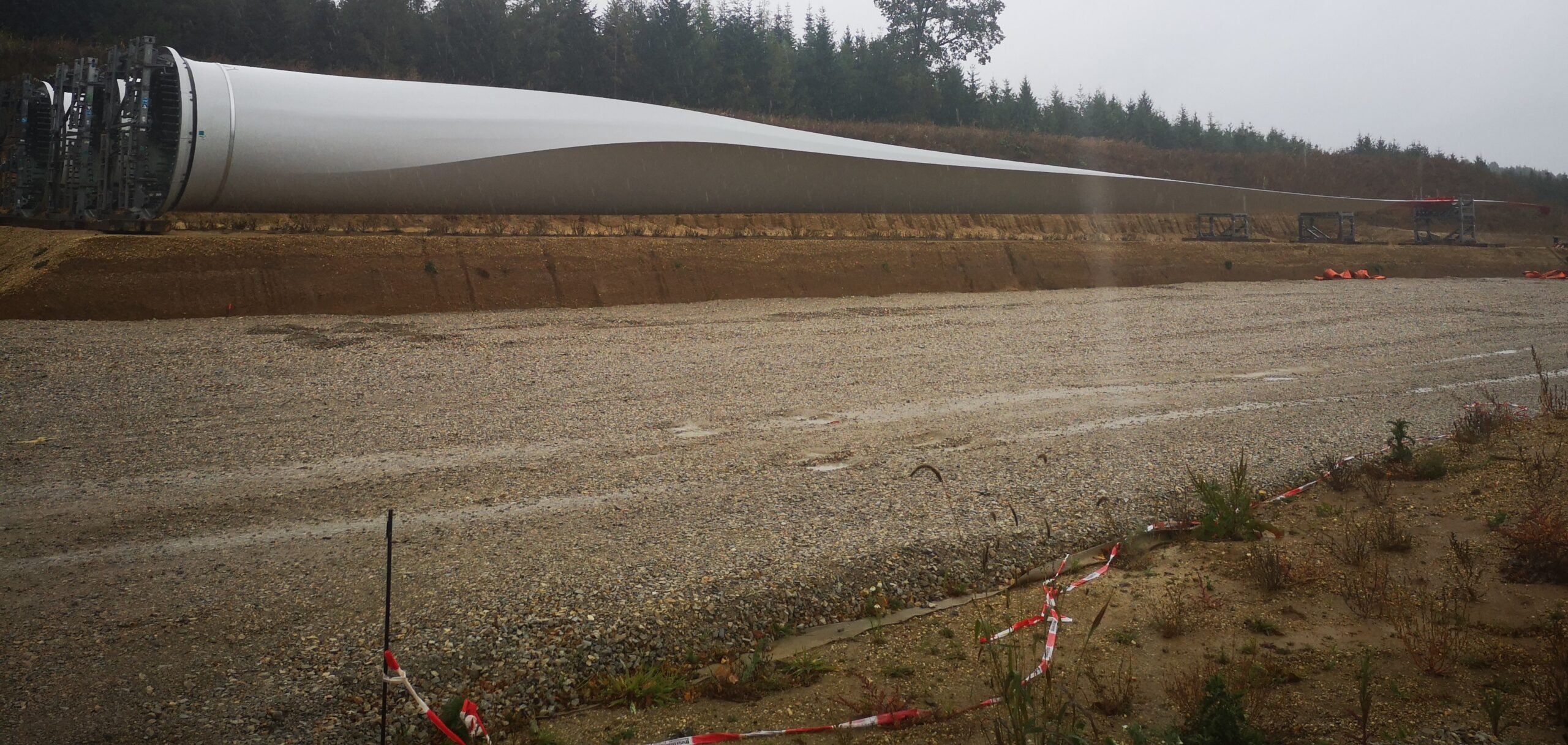Mikroplastikabrieb an Rotorblättern von Windkraftanlagen