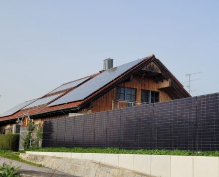 C.A.R.M.E.N.-WebSeminar „Wärme vom Dach – Solarthermie, PV & PVT“