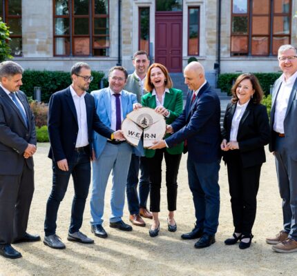 Bayern initiiert europäisches Netzwerk für Holzenergie